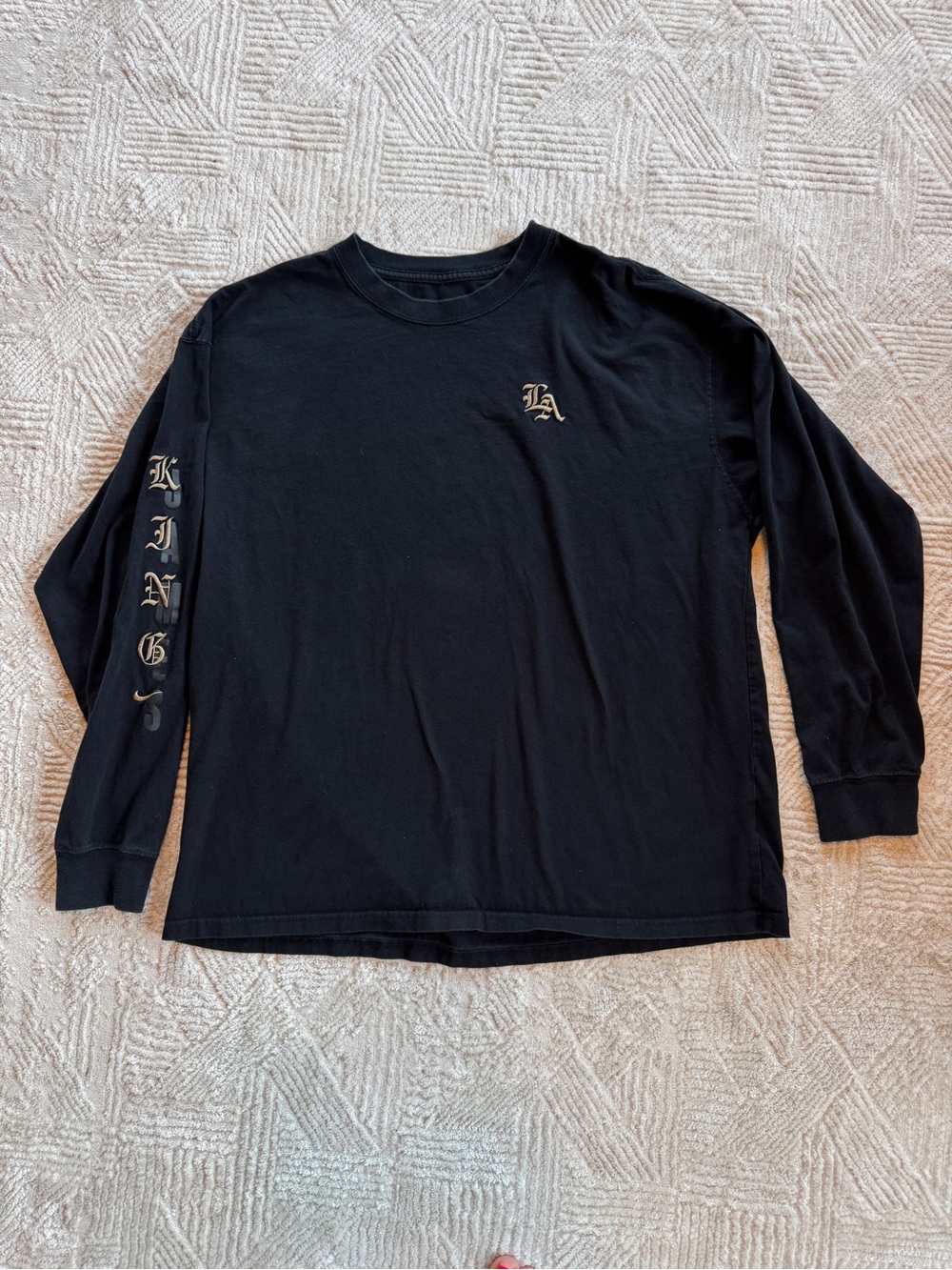 Nike LeBron James King James Graphic Long Sleeve Shirt XL Black Old English LA